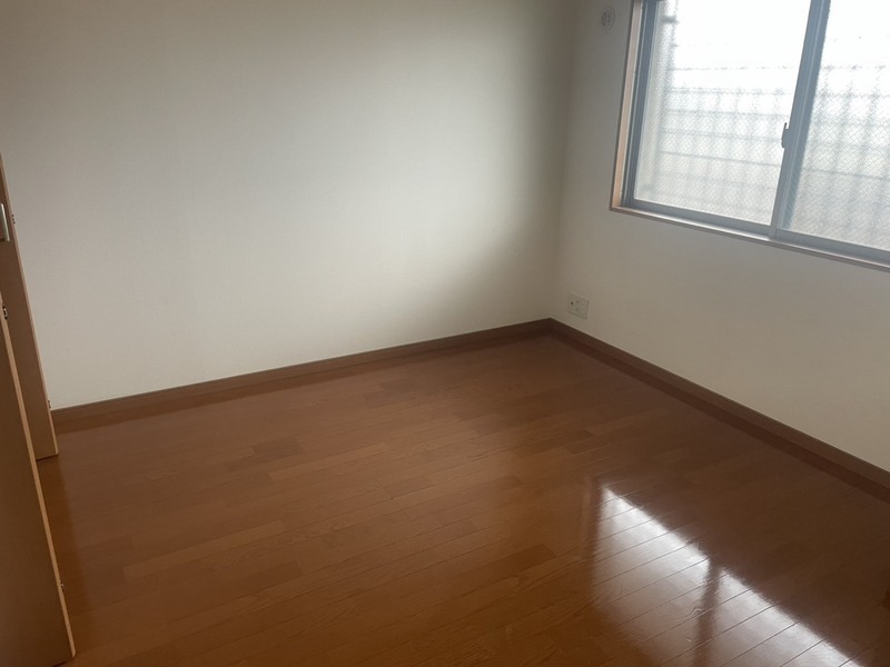 その他部屋・スペース　こちらは寝室にぴったりの洋室です