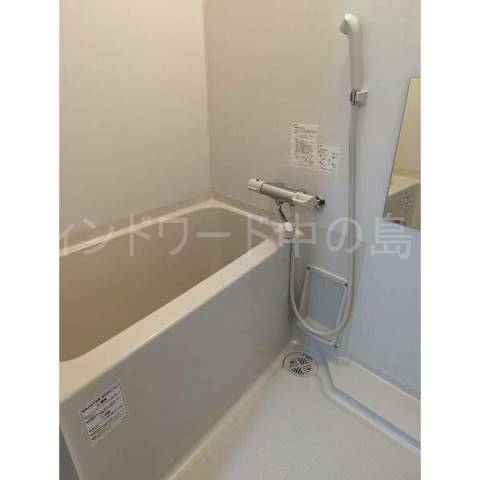 バス・シャワールーム　詳細は、ウィンドワード中の島までご相談下さい。