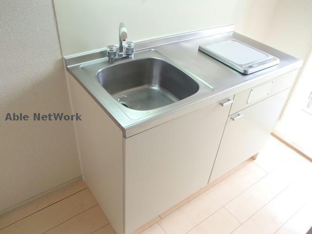 キッチン　※同物件別部屋の写真です。