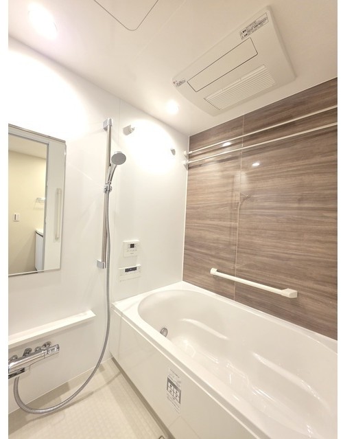 バス・シャワールーム　日々の疲れを癒すお風呂です♪