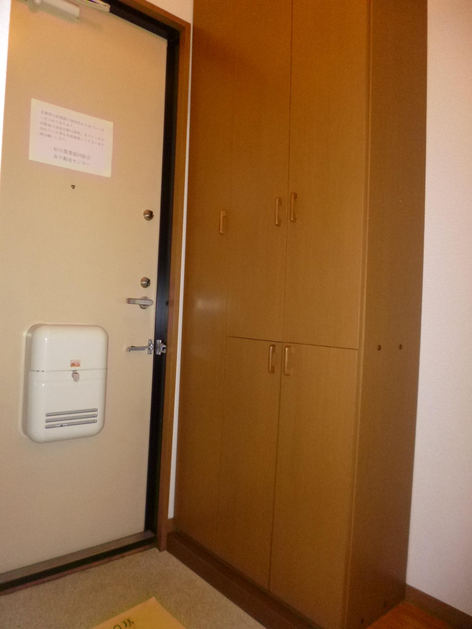 玄関　別室参考写真となります。