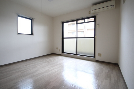 居室・リビング　反転タイプ