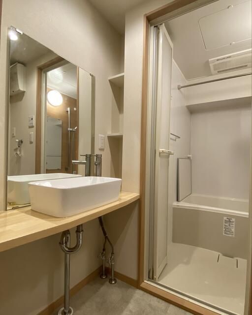 バス・シャワールーム