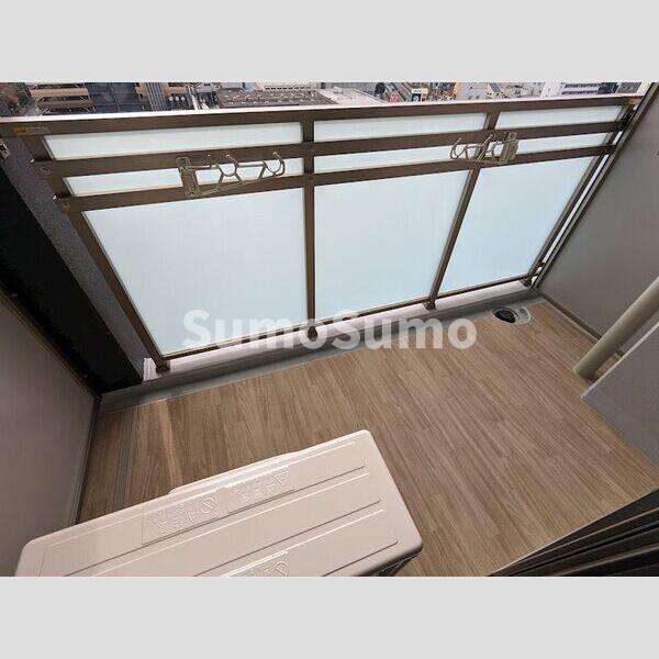 バルコニー　お洗濯にも便利なバルコニー付き