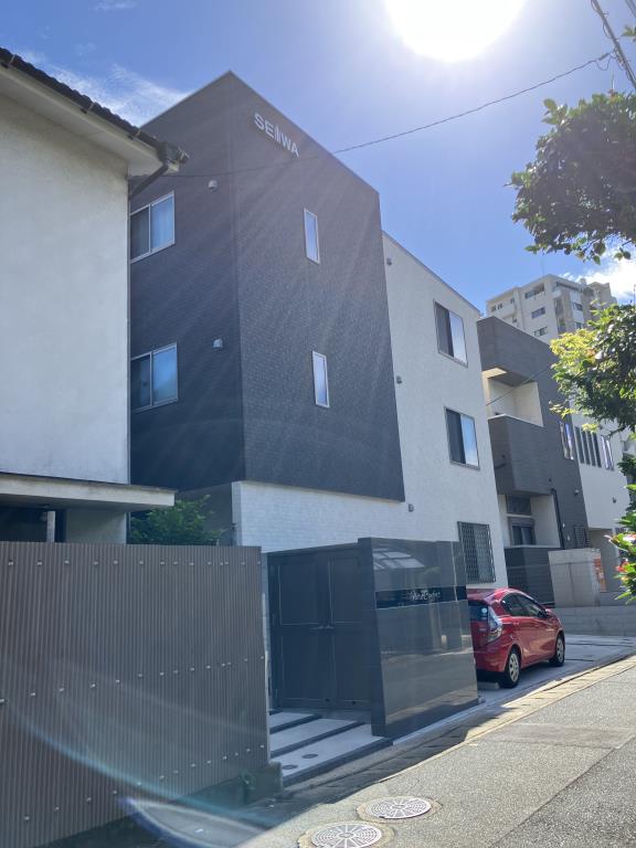 建物外観　フローラ・コンフォール