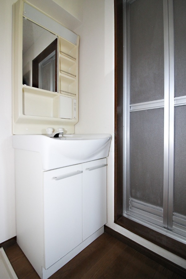 洗面設備　化粧台設備