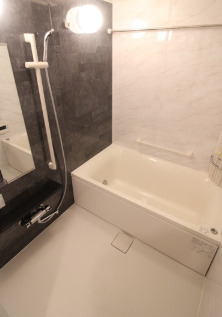 バス・シャワールーム　別部屋の写真を使用しております。