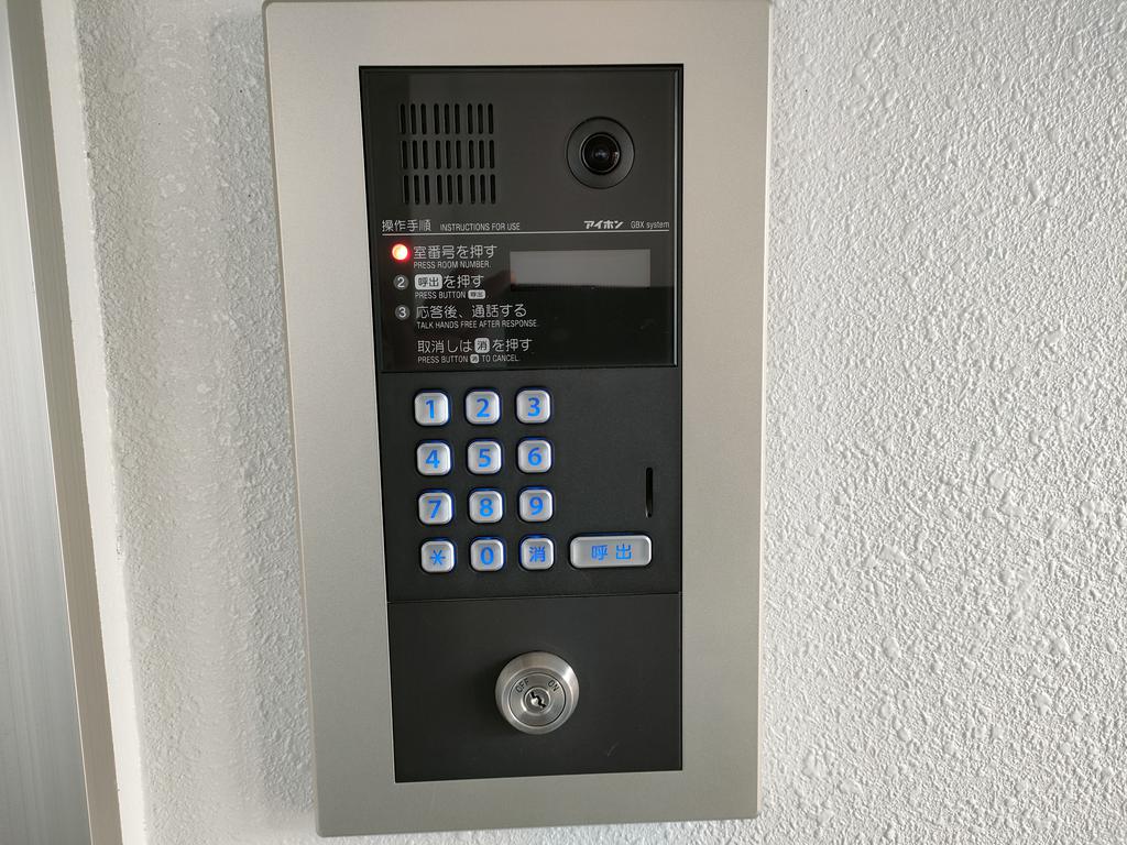 エントランス　オートロック
