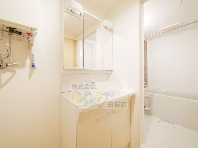 洗面設備　シャンプードレッサー完備です♪