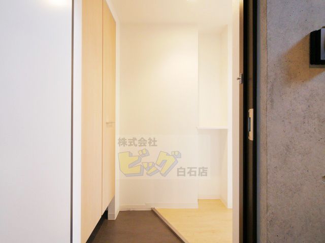 玄関　広々とした玄関です♪