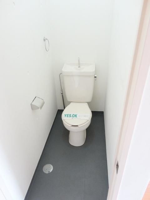トイレ　別号室写真