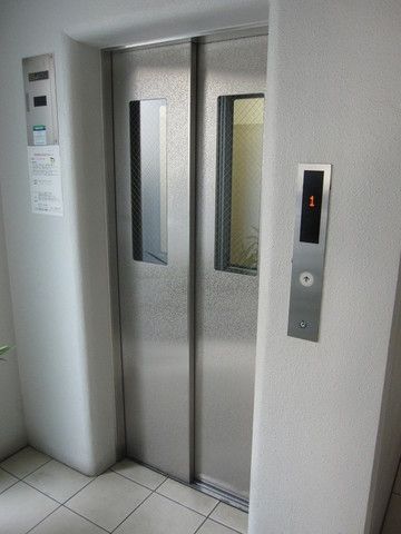 その他　エレベーターあります