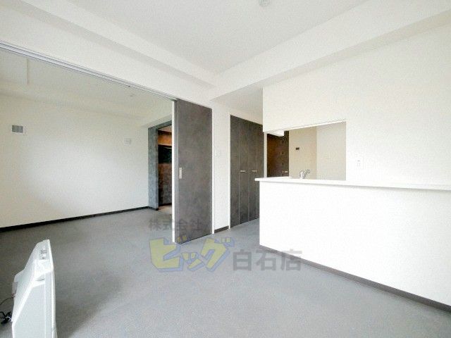 居室・リビング　お洒落なデザイナーズマンションです♪