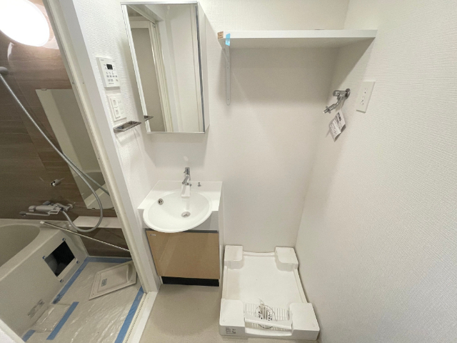 洗面設備　２０３号室の写真です。