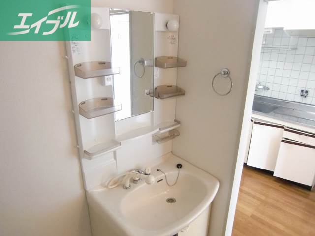 洗面設備　洗髪洗面化粧台