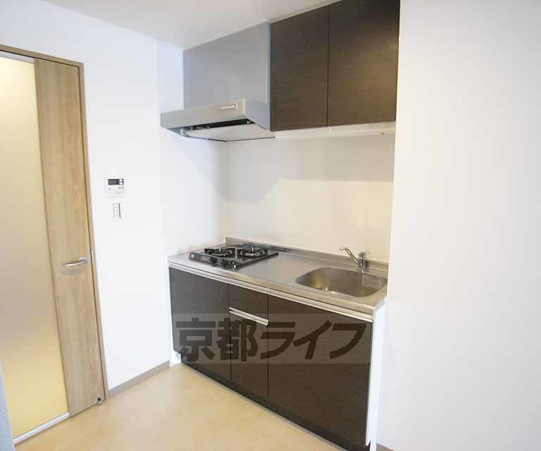 キッチン　シックなキッチン搭載です。