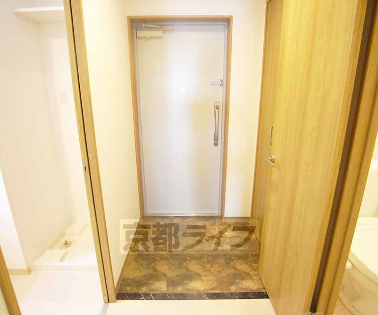 玄関　広い玄関です。