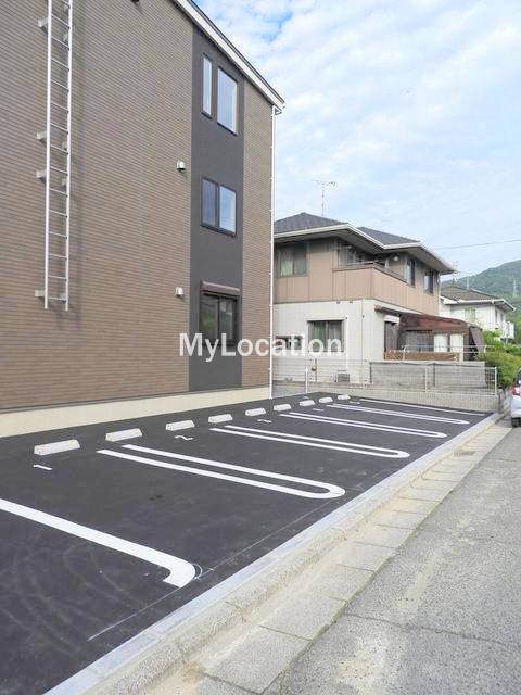駐車場　☆敷地内に駐車場があります☆