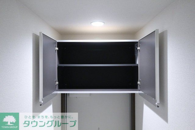 その他設備　靴入