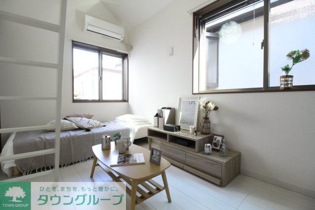 居室・リビング　家具・小物はイメージです