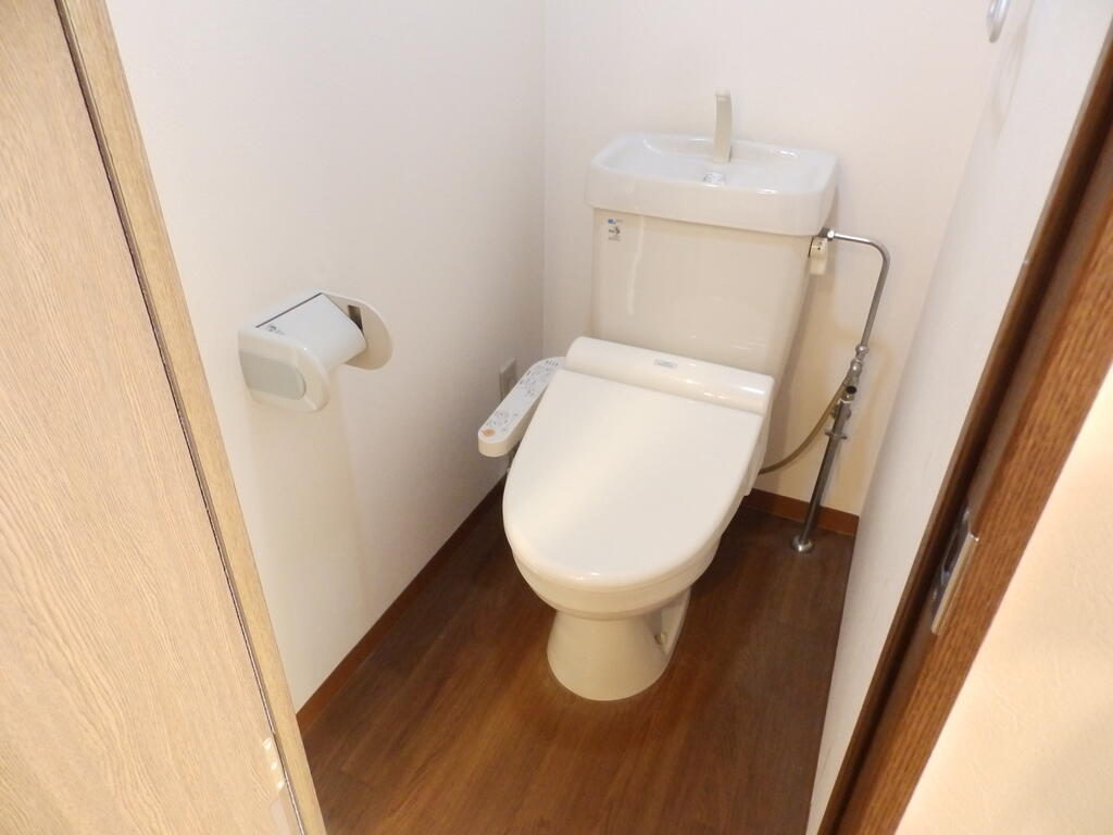 トイレ　ウォシュレット