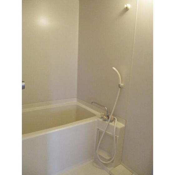 バス・シャワールーム　※別号室の写真です。