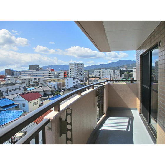 バルコニー　※別号室の写真です。