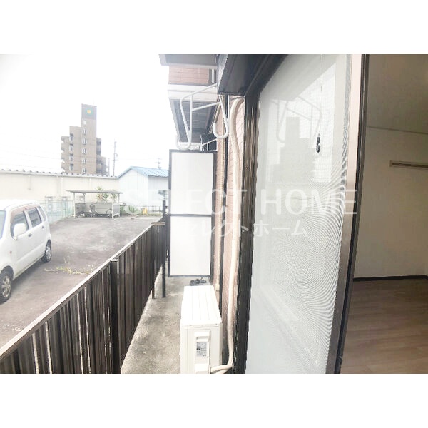 バルコニー　バルコニーがあります