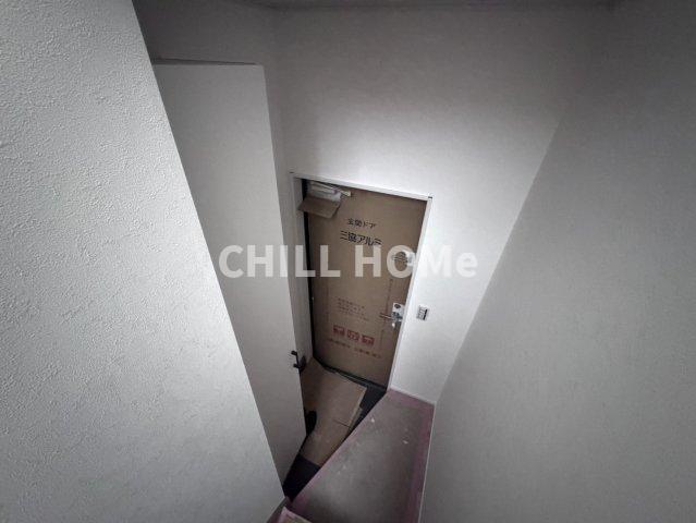 玄関　当社、チルホームのHPもご覧ください(^^)/物件情報多数♪