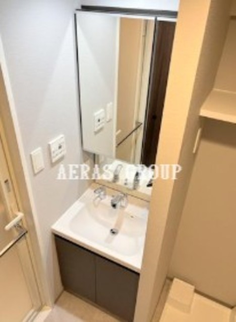 洗面設備　同仕様