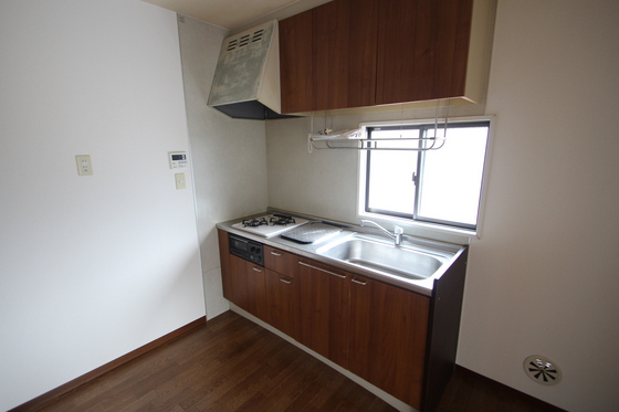 キッチン　※別部屋の写真です