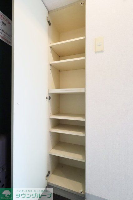 その他設備　靴入