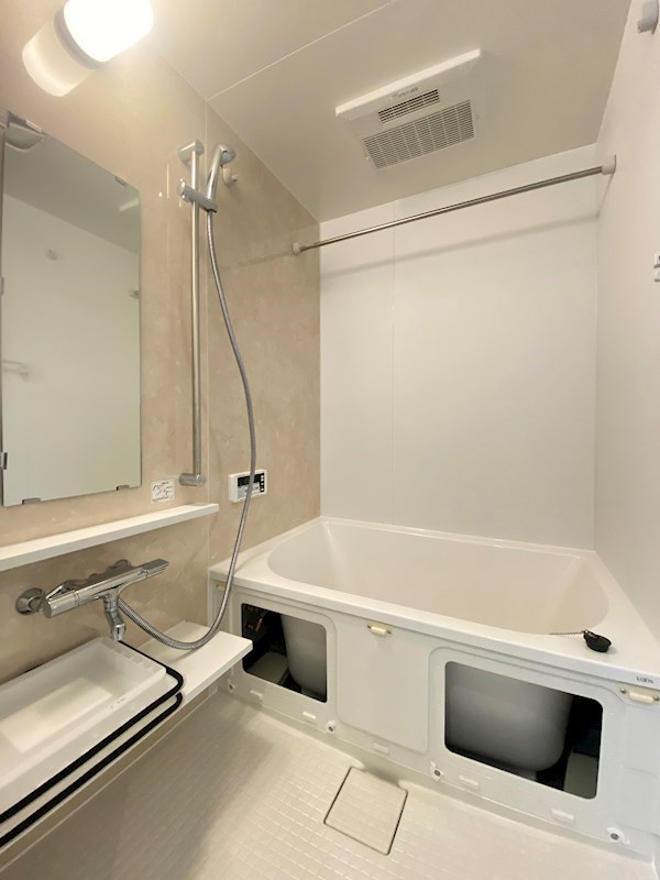 バス・シャワールーム