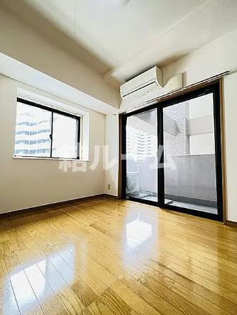 居室・リビング　別号室参考写真