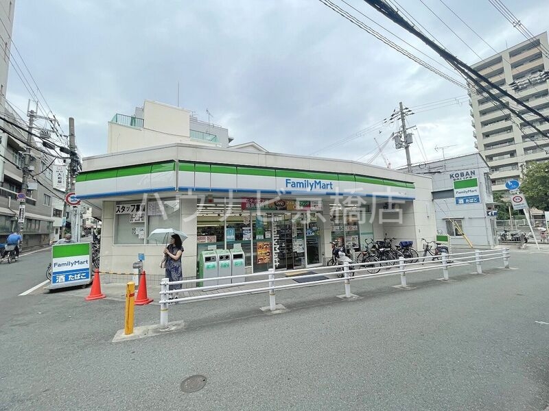 コンビニ　ファミリーマート千林二丁目店（コンビニ）まで23m