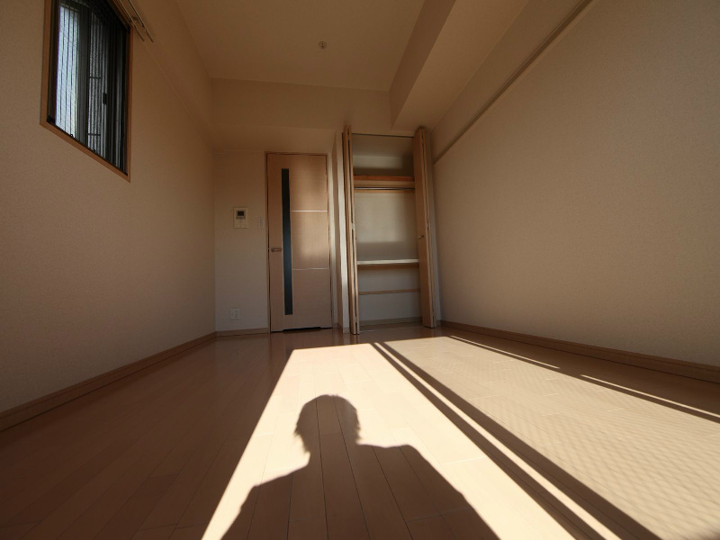 その他　洋室7帖　クローゼット（収納充実してます）