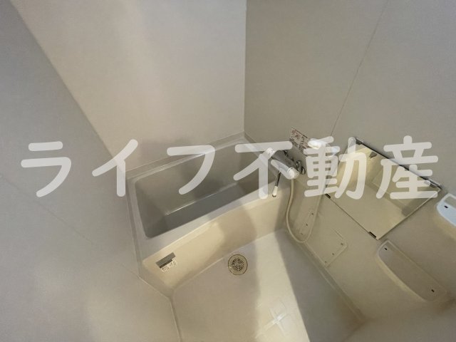 バス・シャワールーム　ゆったり過ごせるお風呂です