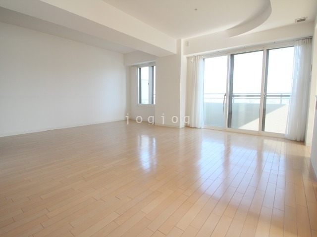 居室・リビング　同号室タイプ写真