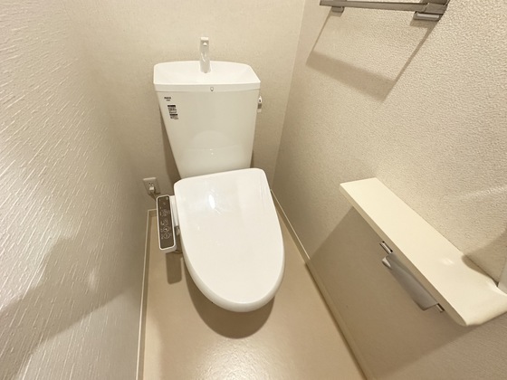 トイレ　※別部屋の写真です