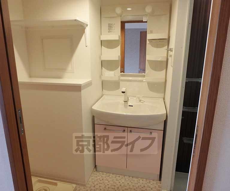 洗面設備　シャンプードレッサー付