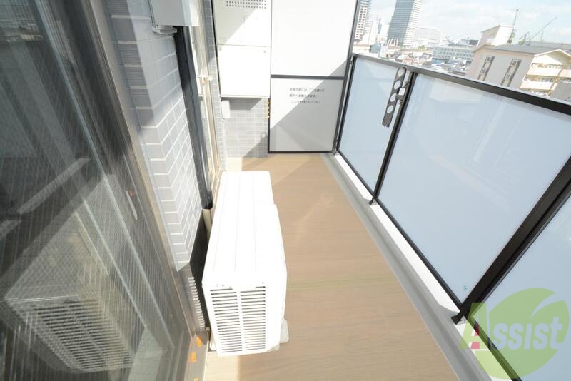 バルコニー　広々としたバルコニー！