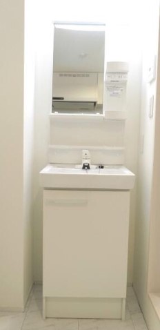 洗面設備　同仕様