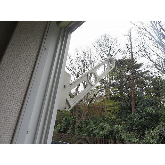 バルコニー　物干竿置けます