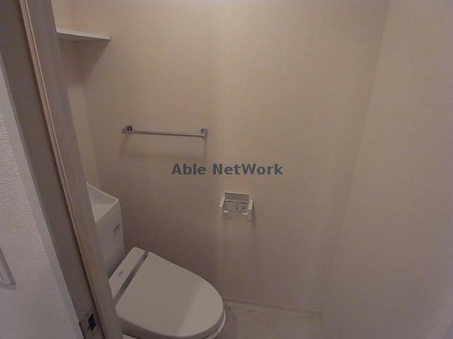 トイレ　温水洗浄便座