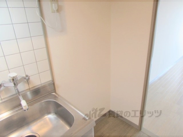 その他部屋・スペース　キッチン横に設置可能です。