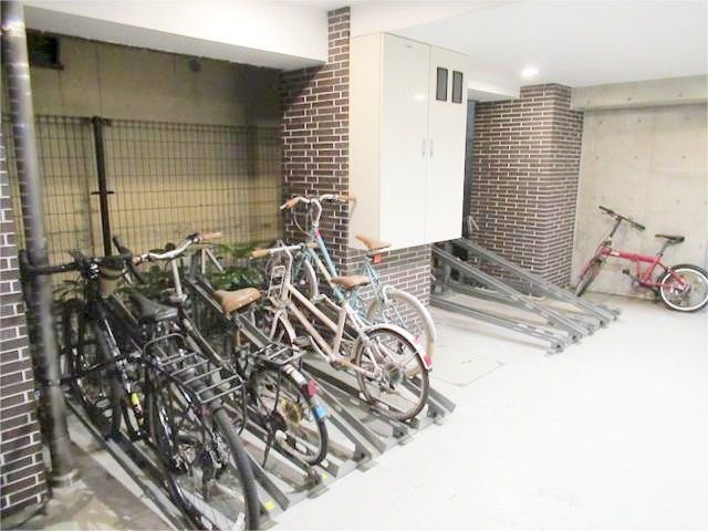 駐車場　駐輪場