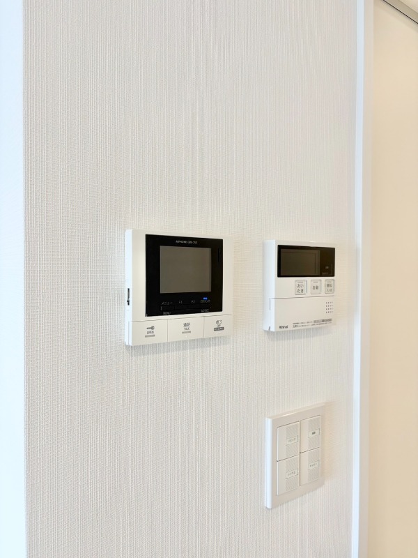 セキュリティ　モニター付きインターホンです♪