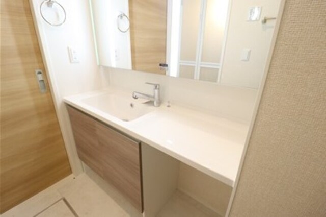 洗面設備　洗髪洗面化粧台