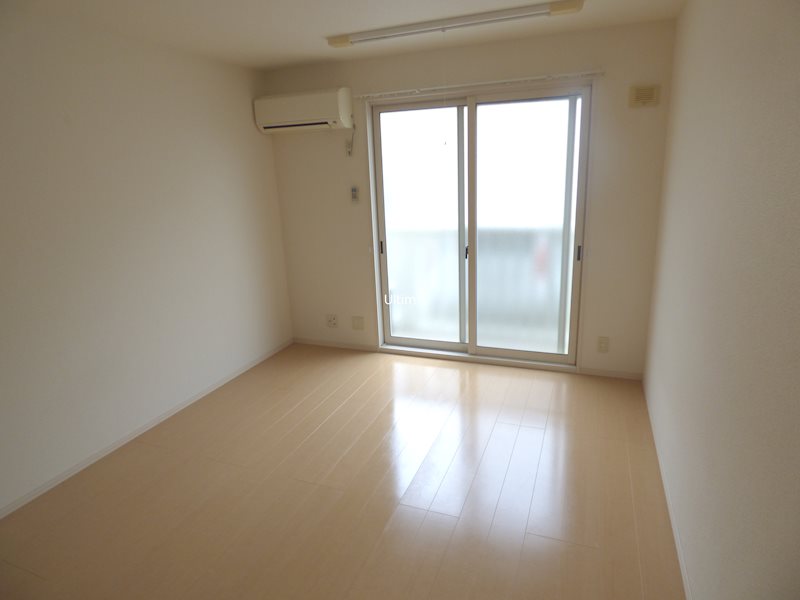 居室・リビング　※同タイプの他のお部屋です