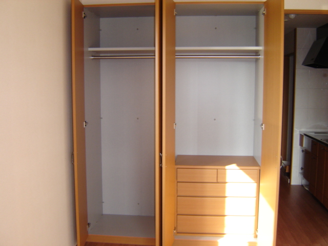 収納　クローゼット